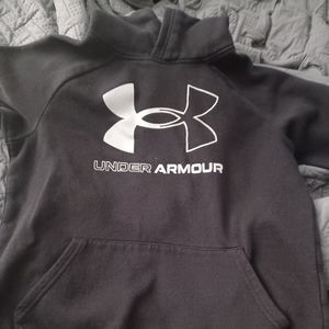 Boys underarmour black hoodie